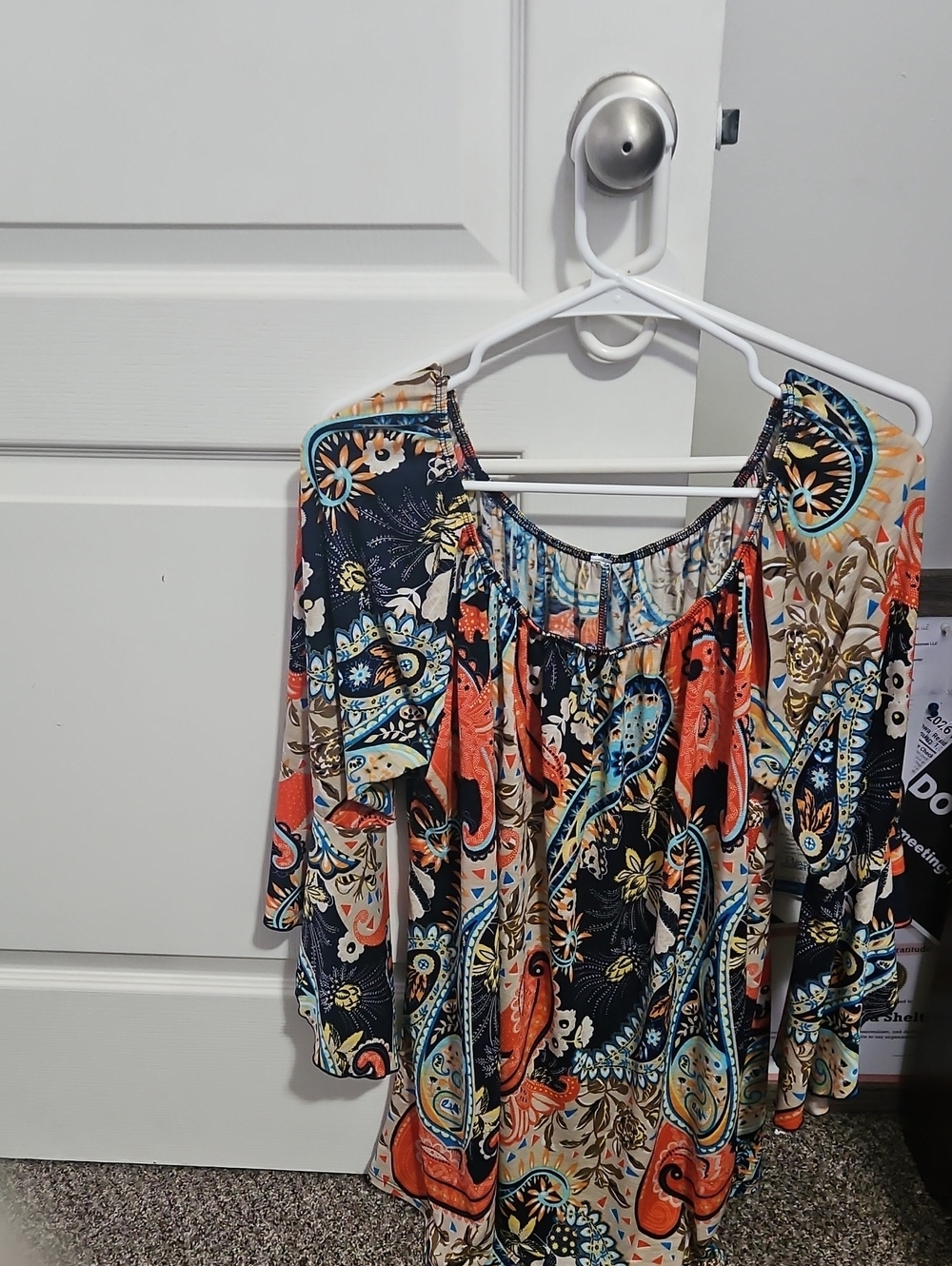 Women’s Paisley Off-Shoulder Top Long Sleeve